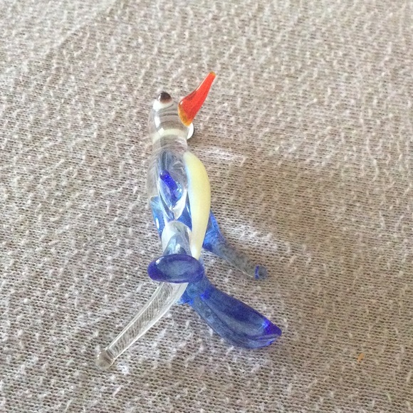 Blown Glass Penguin Figurine - Picture 6 of 7